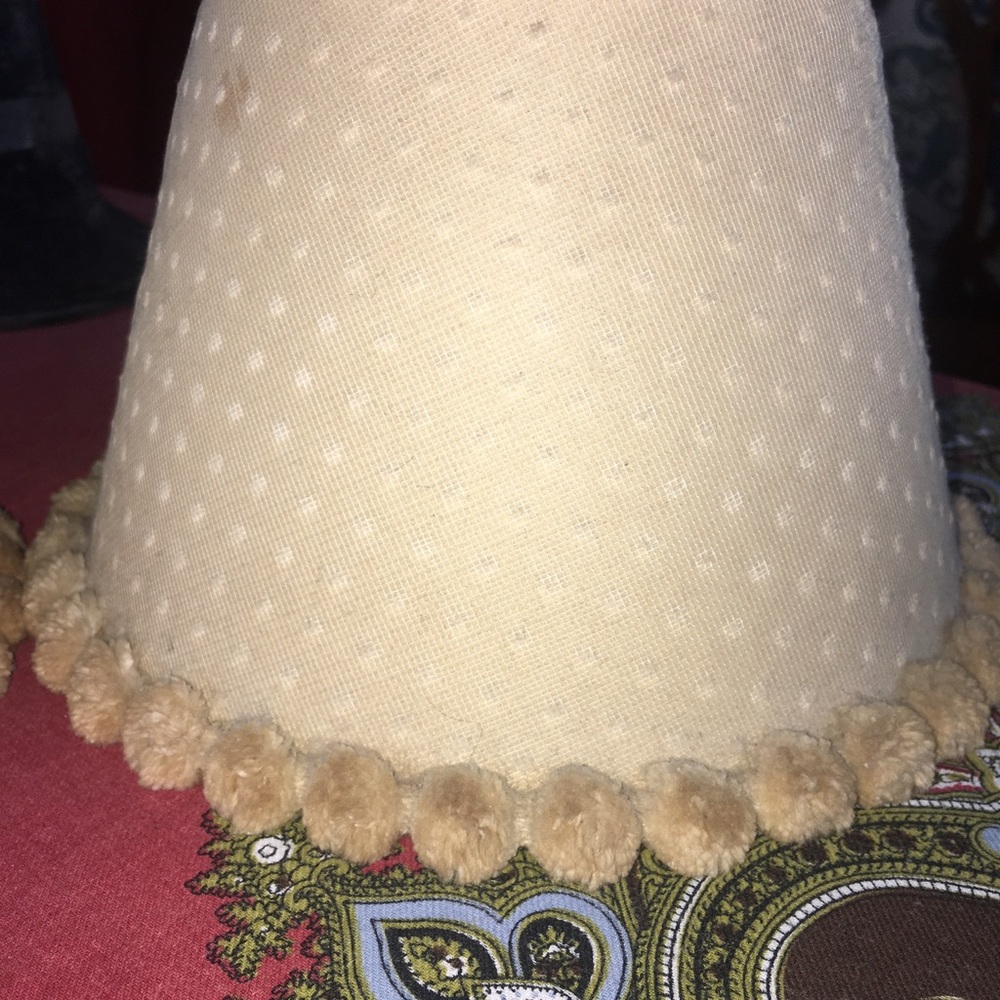 Vintage lamp shades - Picture 2 of 6